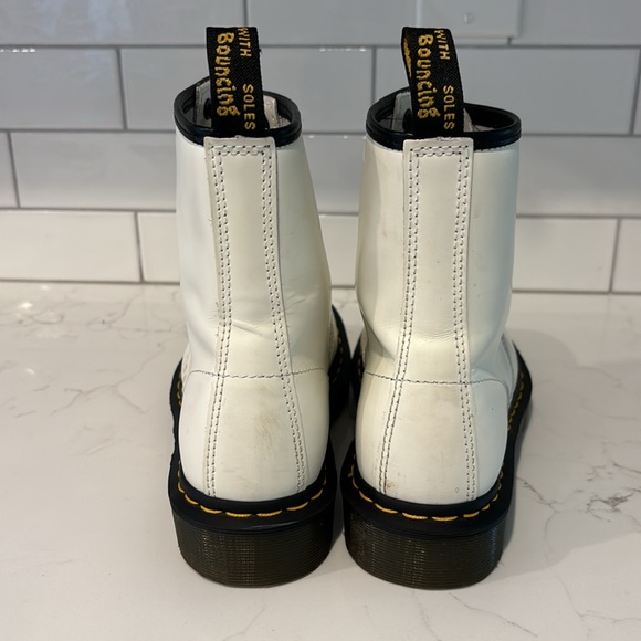 Dr. Marten 1460 Smooth Leather White Boot Women's Size 6 - Picture 6 of 7